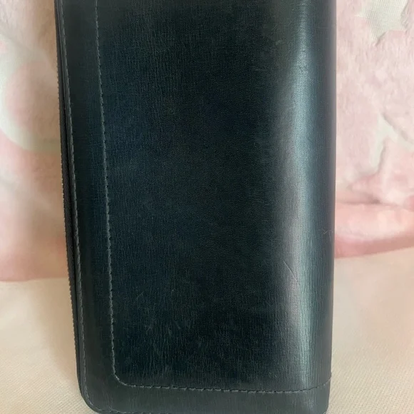 Louis Vuitton Classic Black leather zippy wallet organizer - Picture 2 of 16